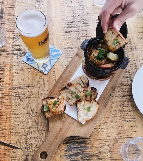 JFK Woodfire Kitchen & Bar - Accommodation Sydney 6