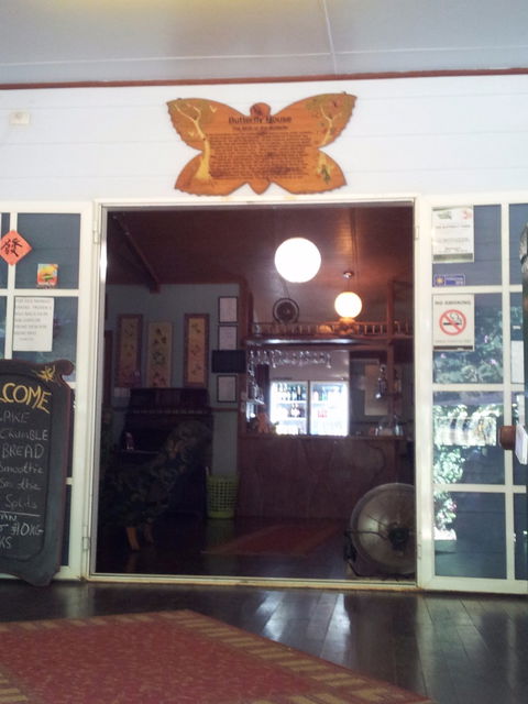Batchelor Butterfly Farm - Sydney 4u 4