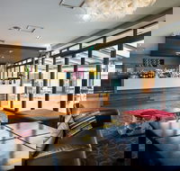 Cooleys Hotel - Sydney 4u