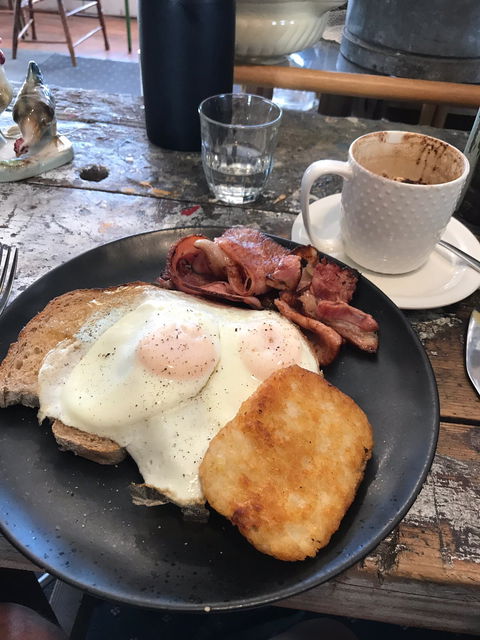 The Lifebuoy Cafe & Quail Street Emporium - Sydney 4u 3
