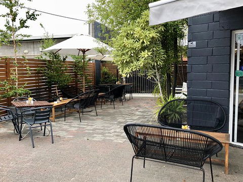 The Lifebuoy Cafe & Quail Street Emporium - Sydney 4u 0