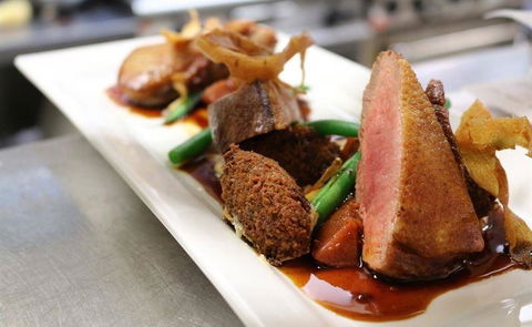 Meze Me Grove - Sydney 4u 1