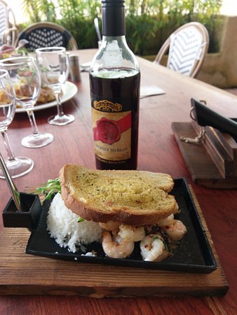 Nicholson's Bar & Grill - Accommodation Sydney 0