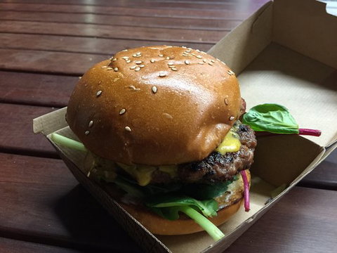 V Burger Bar - Sydney Resort 0