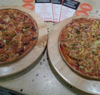 Village Pizza Kitchen - Accommodation Sydney