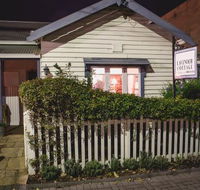 Lavender Cottage - Sydney 4u