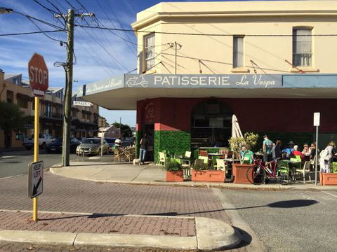 Patisserie La Vespa - Accommodation Sydney 0