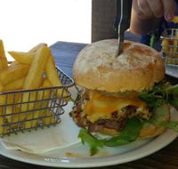 Missy Moo's Burger Bar - Accommodation Sydney