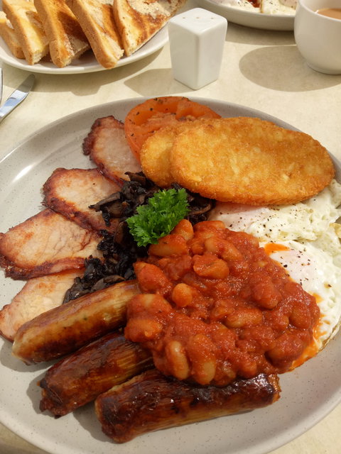 The Mushroom At No 61 Cafe - Accommodation Sydney 3