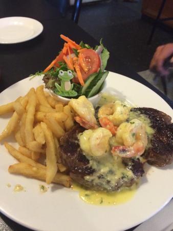 Aldinga Pub - Sydney 4u 0