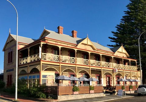 Anchorage - Sydney 4u 0