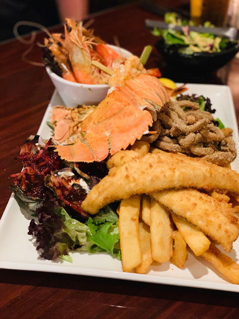 Sarins Bar & Restaurant - Sydney 4u 9