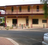 Crystal Brook Hotel - Sydney 4u