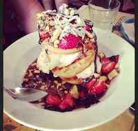 Betty Blue  The Lemon Tart - Accommodation Sydney