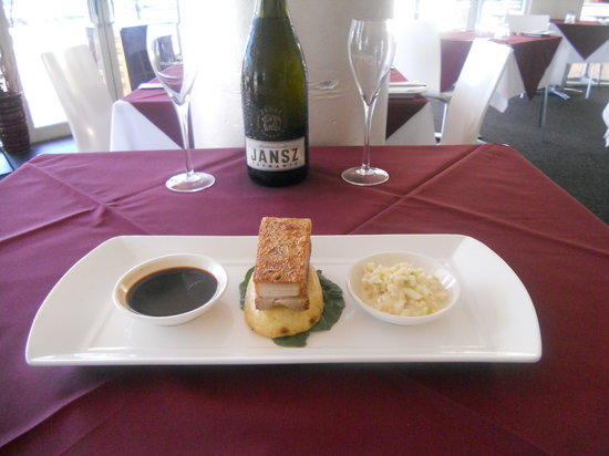 Castle Hill QLD Accommodation Sydney