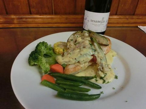 BRISBANE VALLEY TAVERN - Accommodation Sydney 0