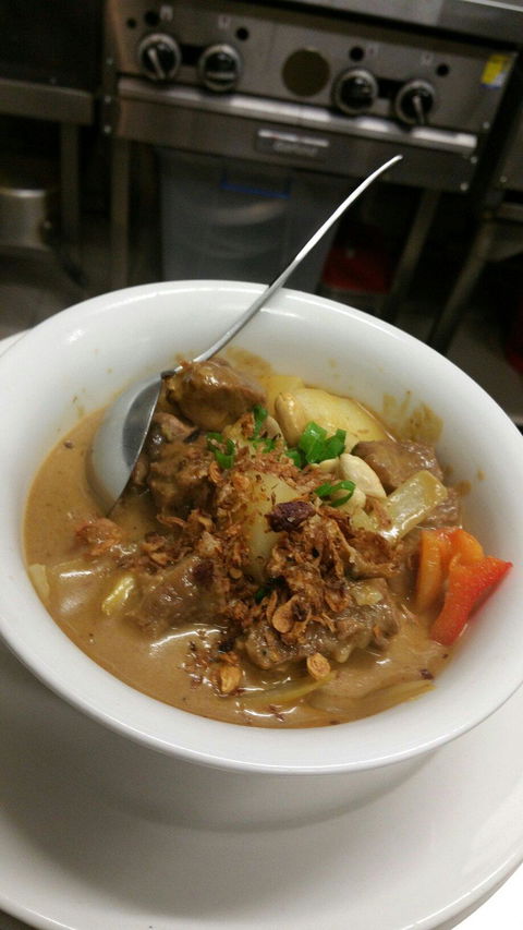 Thai Golden Beach Restaurant - Sydney 4u 5
