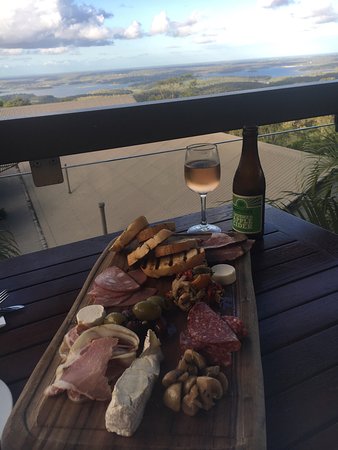 The Lakeview Restaurant - Sydney 4u 0