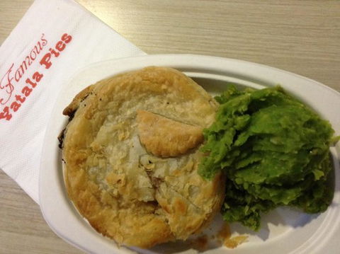 Yatala Pie Shop - Sydney 4u 0