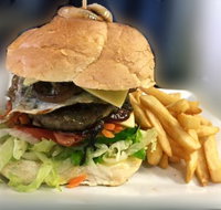 Enigmas Cafe Restaurant - Accommodation Sydney