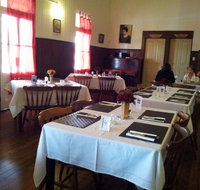 Ravenshoe Hotel - Accommodation Sydney