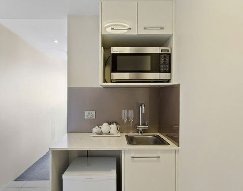CBD Executive Apartments - Accommodation Sydney 5