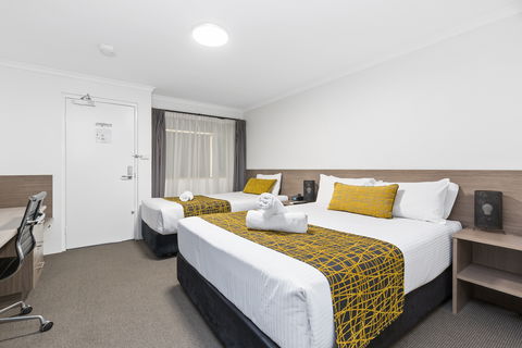 The Stirling Hotel Rockhampton - Sydney 4u 12