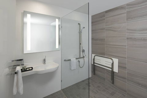 Courtyard Brisbane South Bank - Accommodation Sydney 7