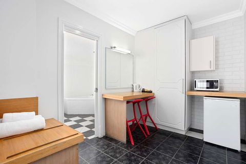 Comfort Inn, The International - Sydney 4u 8
