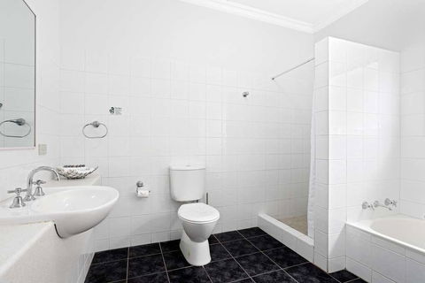 Comfort Inn, The International - Sydney 4u 12