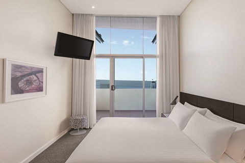 Adina Apartment Hotel Perth - Sydney 4u 5
