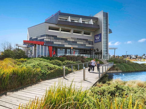 Mercure Melbourne Caroline Springs - Accommodation Sydney 1