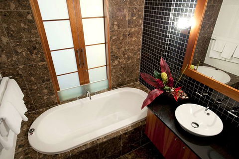 Majestic Roof Garden Hotel - Sydney 4u 5