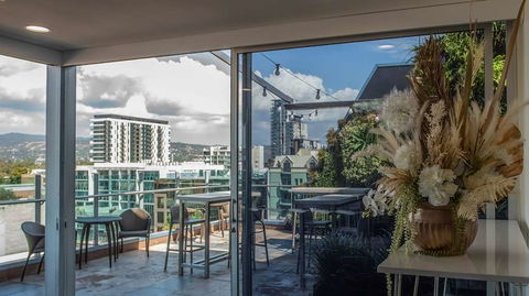 Majestic Roof Garden Hotel - Sydney 4u 10