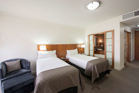 Majestic Roof Garden Hotel - Sydney 4u 17