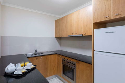 Nesuto Canberra Apartment Hotel - Sydney 4u 10