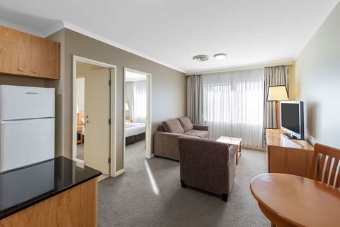 Nesuto Canberra Apartment Hotel - Sydney 4u 11