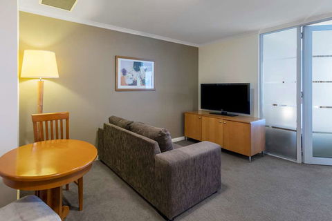 Nesuto Canberra Apartment Hotel - Sydney 4u 13
