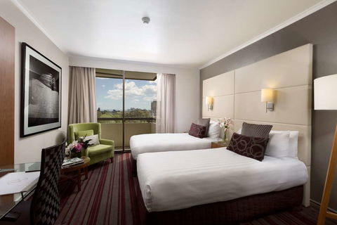 The Miller Hotel - Sydney 4u 6