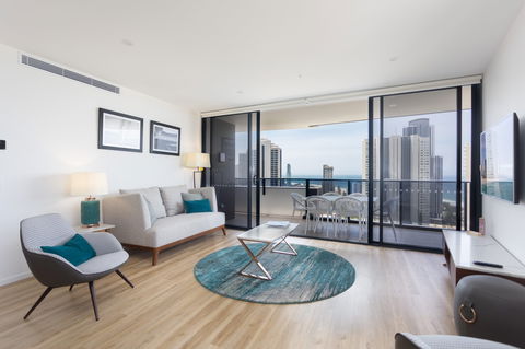 Arise Ruby Gold Coast - Sydney 4u 9
