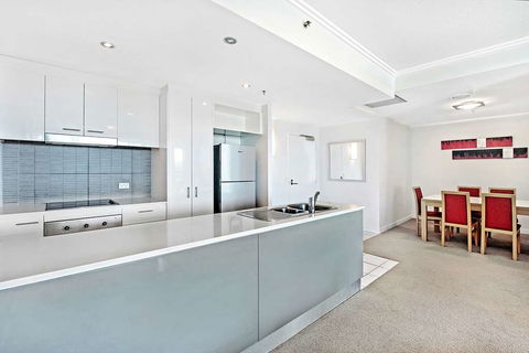 ULTIQA Freshwater Point Resort - Sydney 4u 6