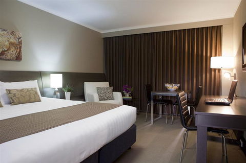 Pavilion on Northbourne - Accommodation Sydney 3