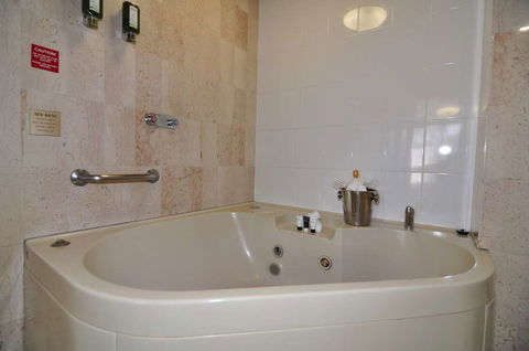 Pavilion on Northbourne - Accommodation Sydney 15