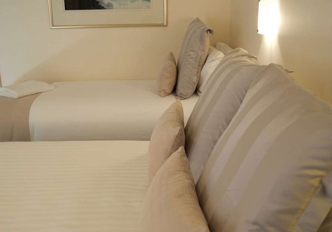 SureStay by BW The Clarence on Melville - Accommodation Sydney 6