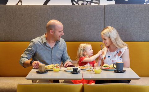 Holiday Inn Express Melbourne Southbank - Sydney 4u 11