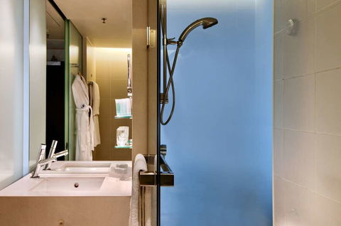 Hilton Sydney - Accommodation Sydney 7