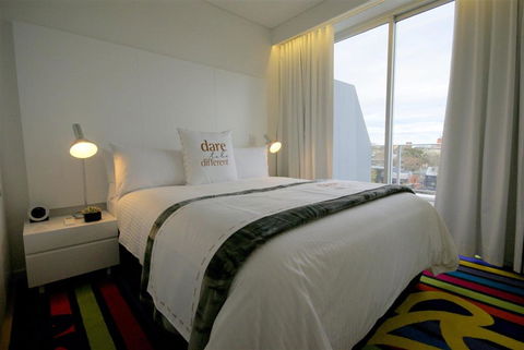 Adge Apartment Hotel - Sydney 4u 6