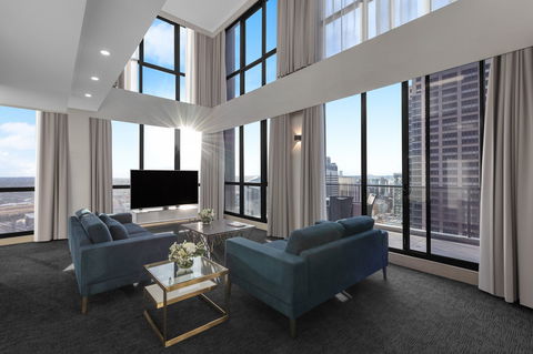 Meriton Suites Pitt Street - Accommodation Sydney 1