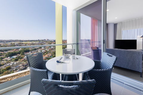Meriton Suites Zetland - Sydney 4u 4