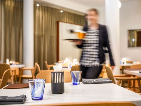 Novotel Sydney Central - Accommodation Sydney 9